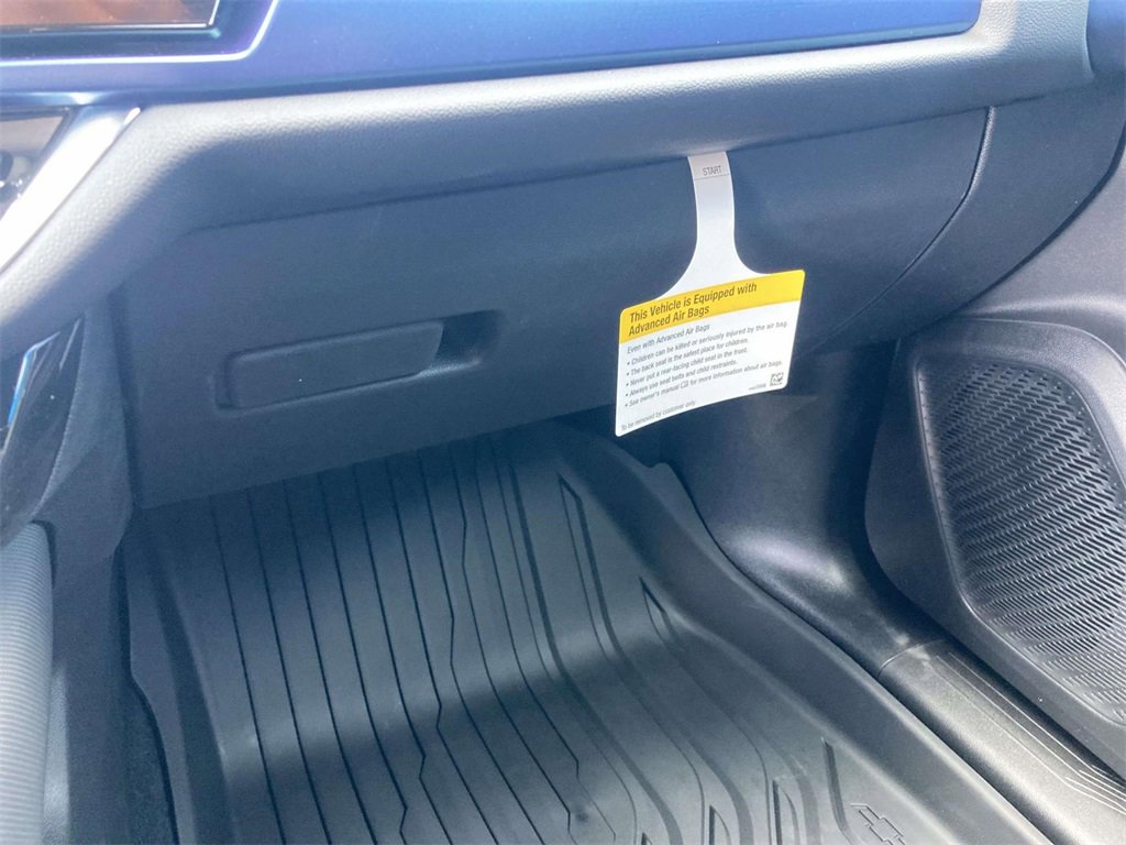 New 2026 Chevrolet Equinox EV LT image 24