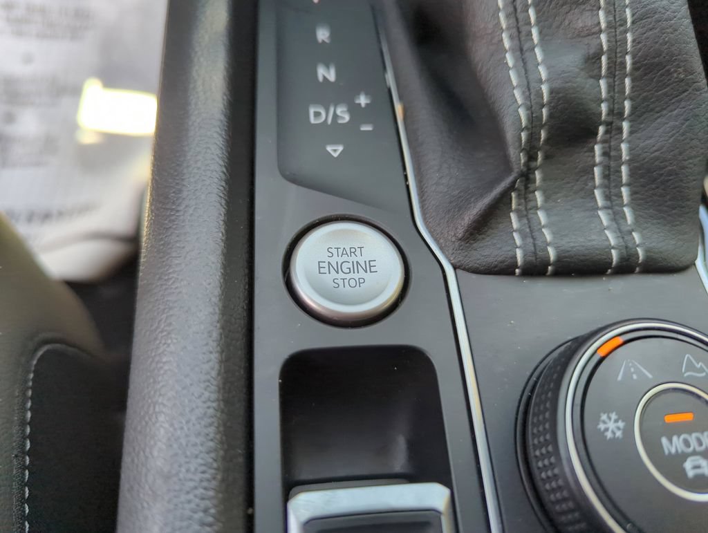 Used 2023 Volkswagen Atlas SEL Premium AWD/4WD image 41
