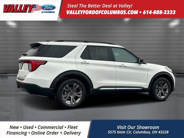 New 2025 Ford Explorer Active w/ Active Comfort Package image 7