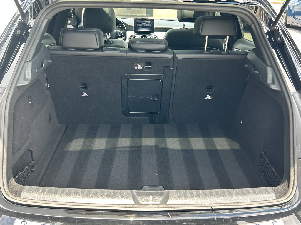 Used 2017 Mercedes-Benz GLA 250 4MATIC image 8