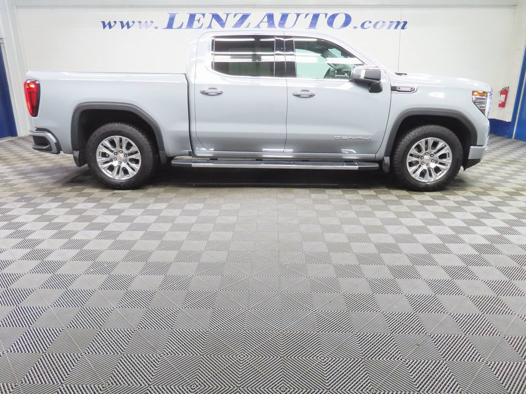 Used 2025 GMC Sierra 1500 Denali AWD/4WD image 2