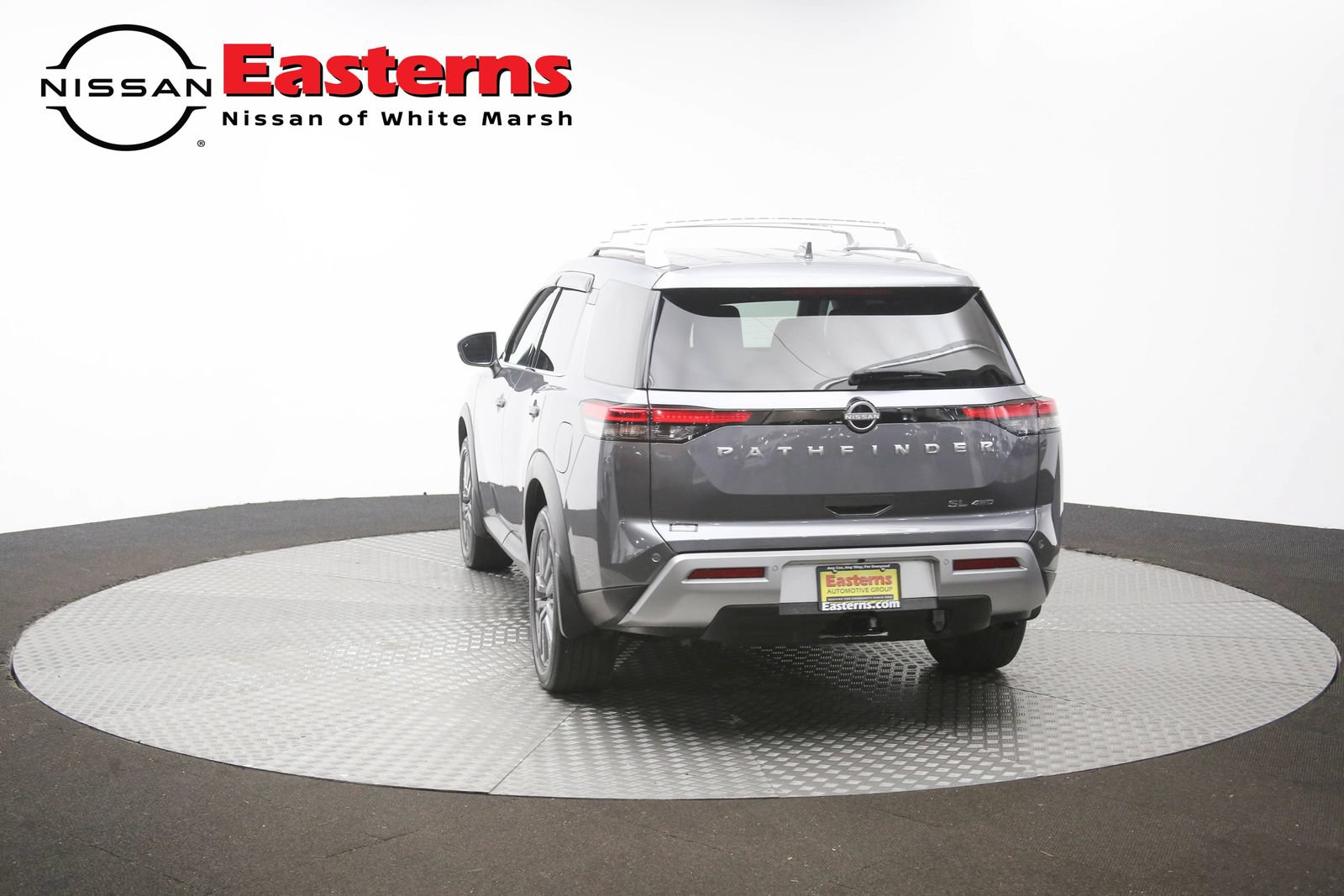 Used 2024 Nissan Pathfinder SL AWD/4WD image 66