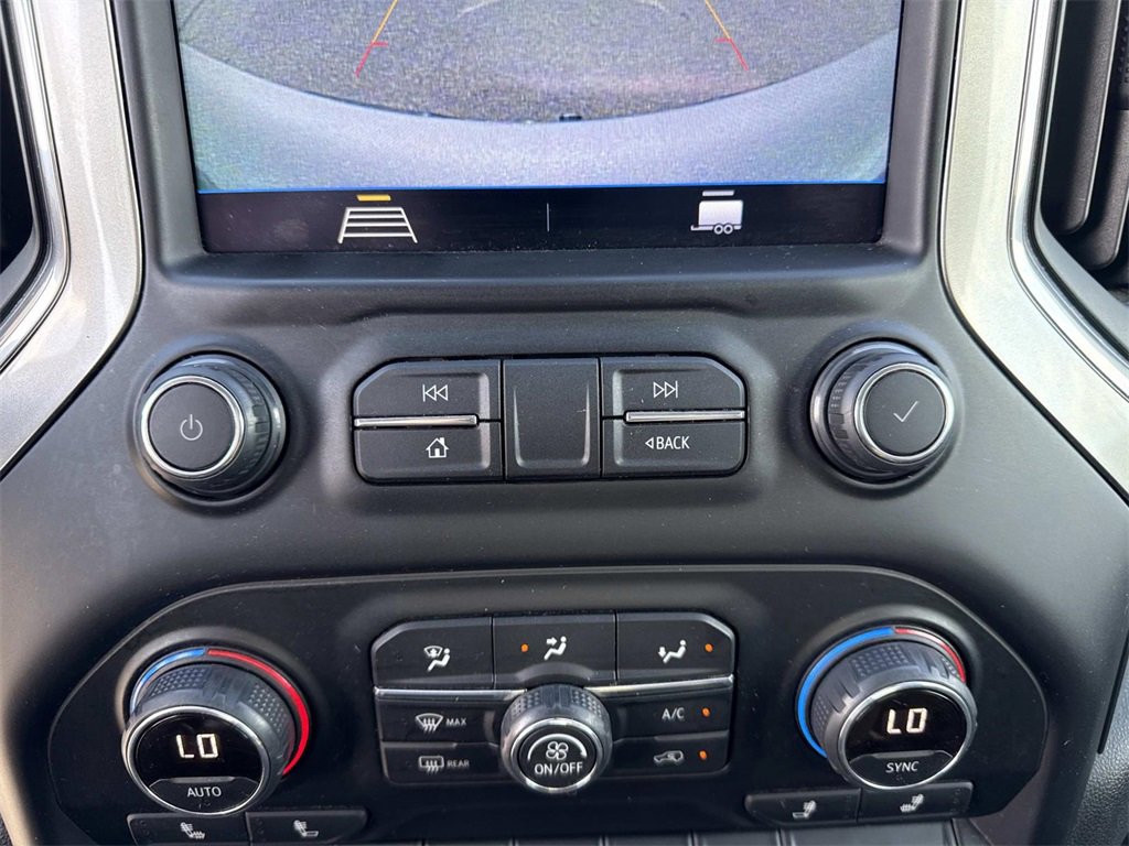 Used 2021 Chevrolet Silverado 1500 LT image 19