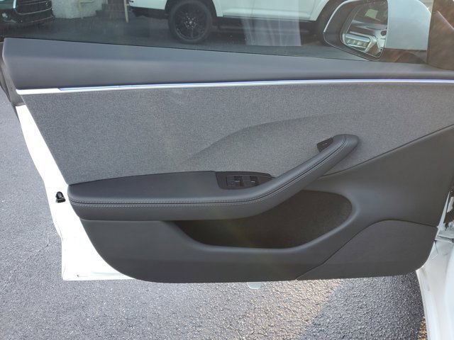 Used 2025 Tesla Model 3 Long Range image 19