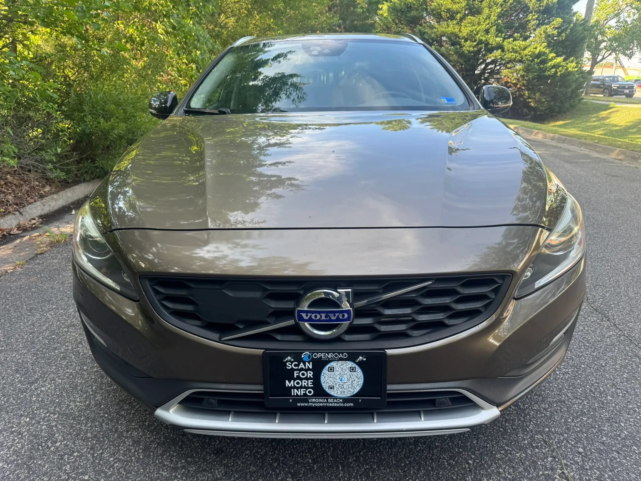 Used 2015 Volvo V60 T5 Cross Country Platinum AWD/4WD image 7