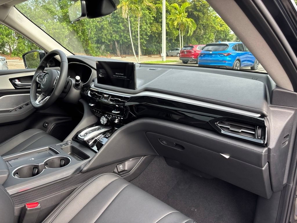 New 2026 Acura MDX SH-AWD image 13