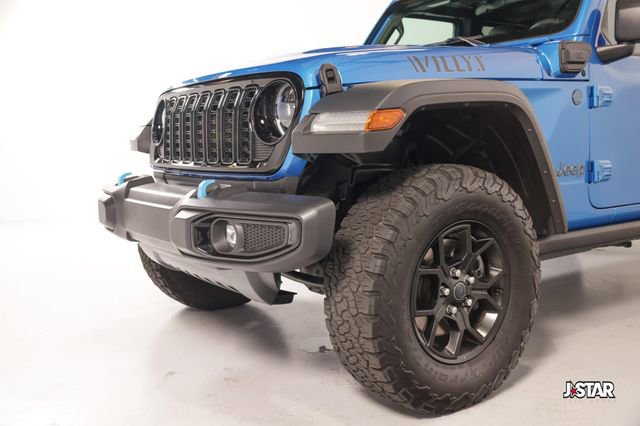 Used 2024 Jeep Wrangler Unlimited AWD/4WD image 2