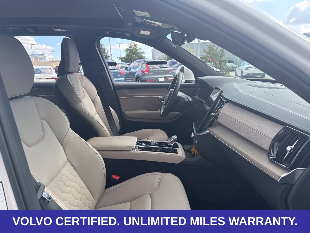 Certified 2026 Volvo XC90 B6 Plus AWD/4WD image 12