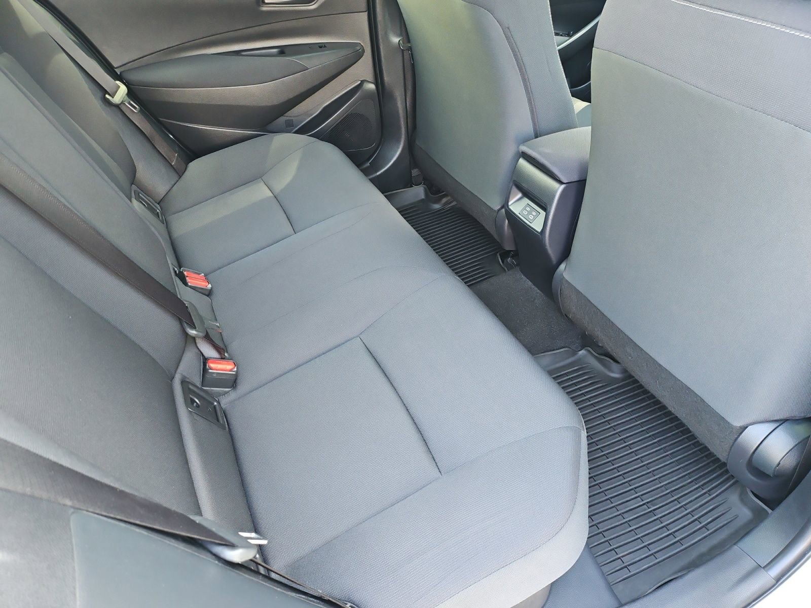 Used 2024 Toyota Corolla LE FWD image 26