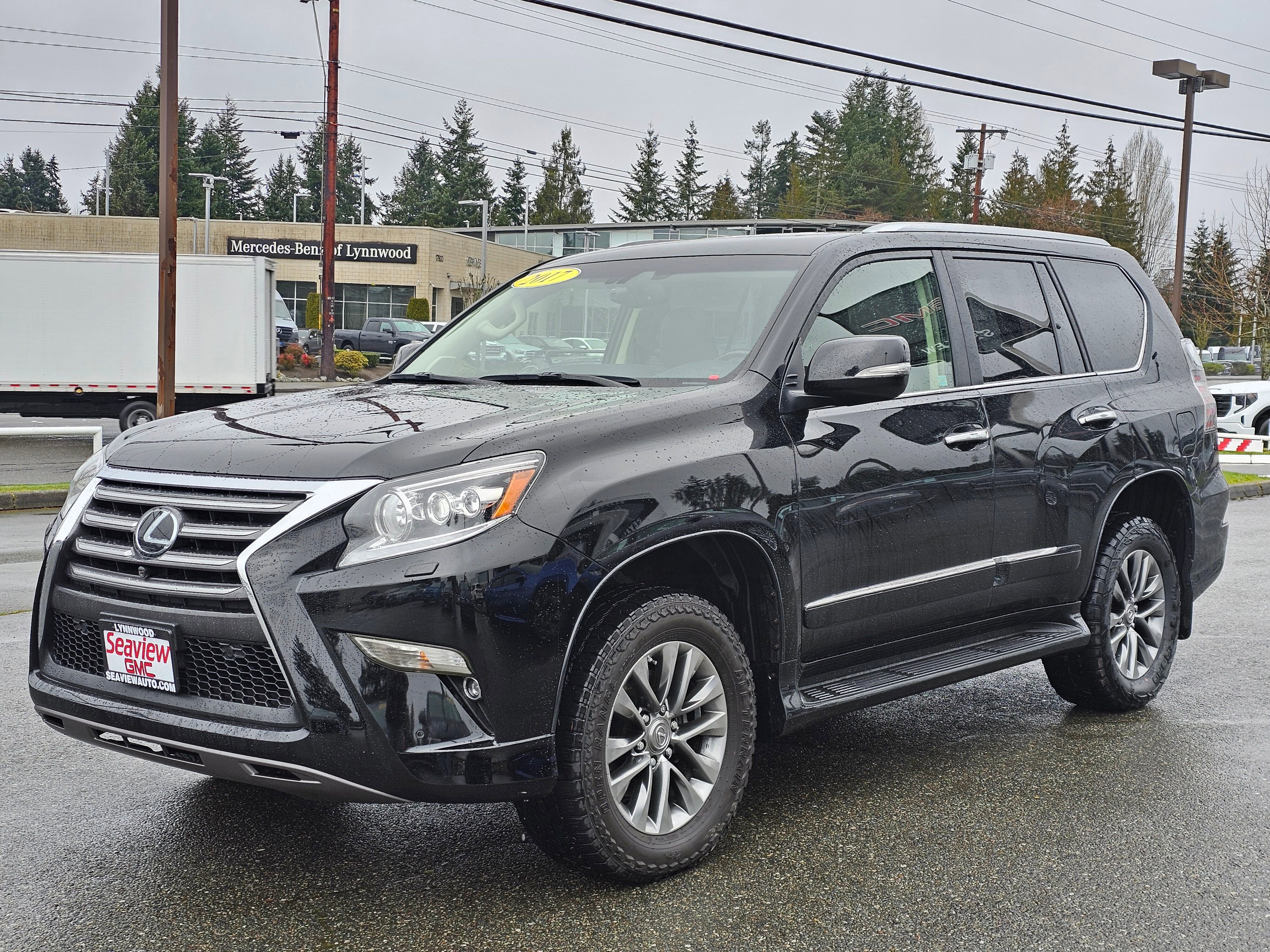 Used 2017 Lexus GX 460 Luxury image 3