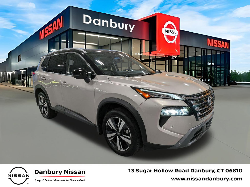Certified 2025 Nissan Rogue SL w/ SL Premium Package AWD/4WD 360° Tour