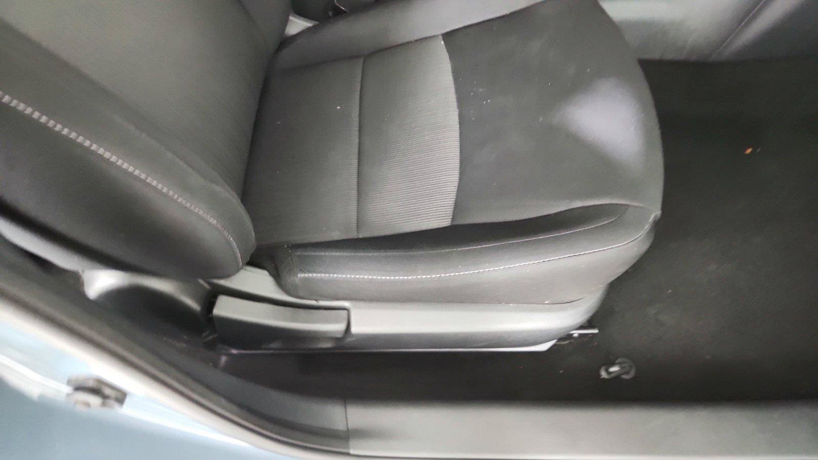 Used 2024 Nissan Sentra SV FWD image 27