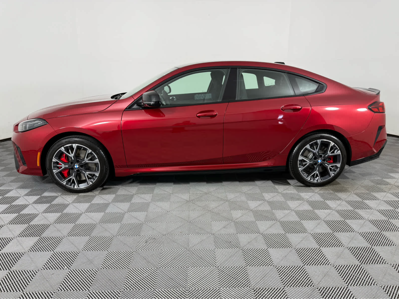 Used 2025 BMW M235i xDrive w/ M Sport Professional Package AWD/4WD image 6