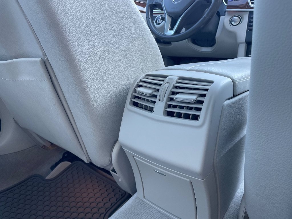 Used 2015 Mercedes-Benz E 350 Sedan w/ Premium 1 Package image 34