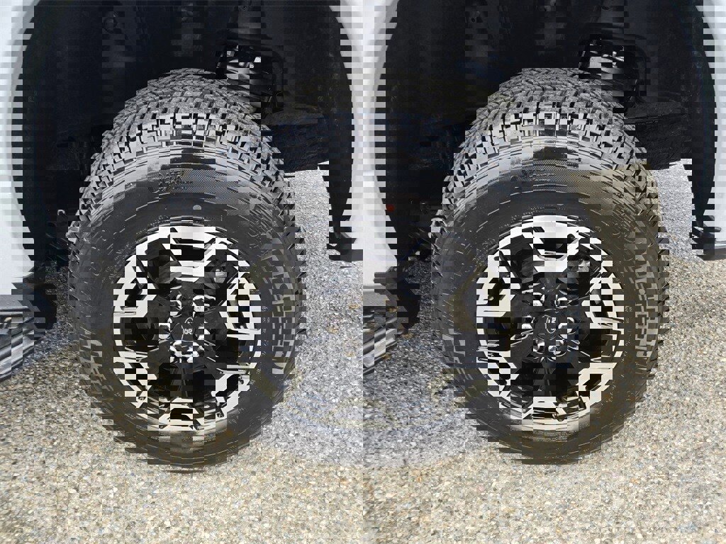 Used 2023 Ford F150 Lightning XLT w/ Tow Technology Package image 9