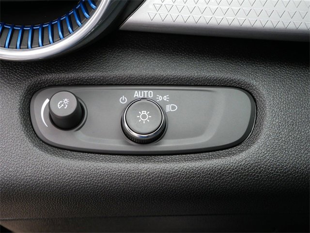 Used 2024 Chevrolet Trax LT image 16