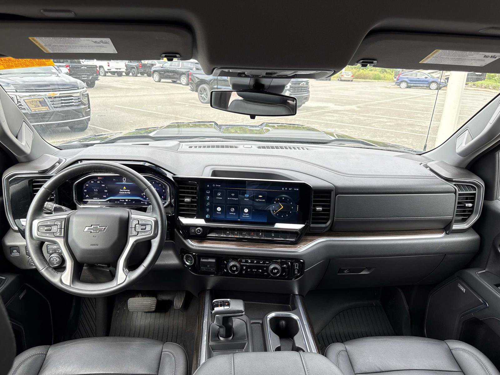 Used 2024 Chevrolet Silverado 1500 LT Trail Boss w/ Convenience Package II image 12