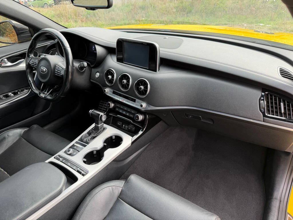 Used 2018 Kia Stinger GT AWD/4WD image 68