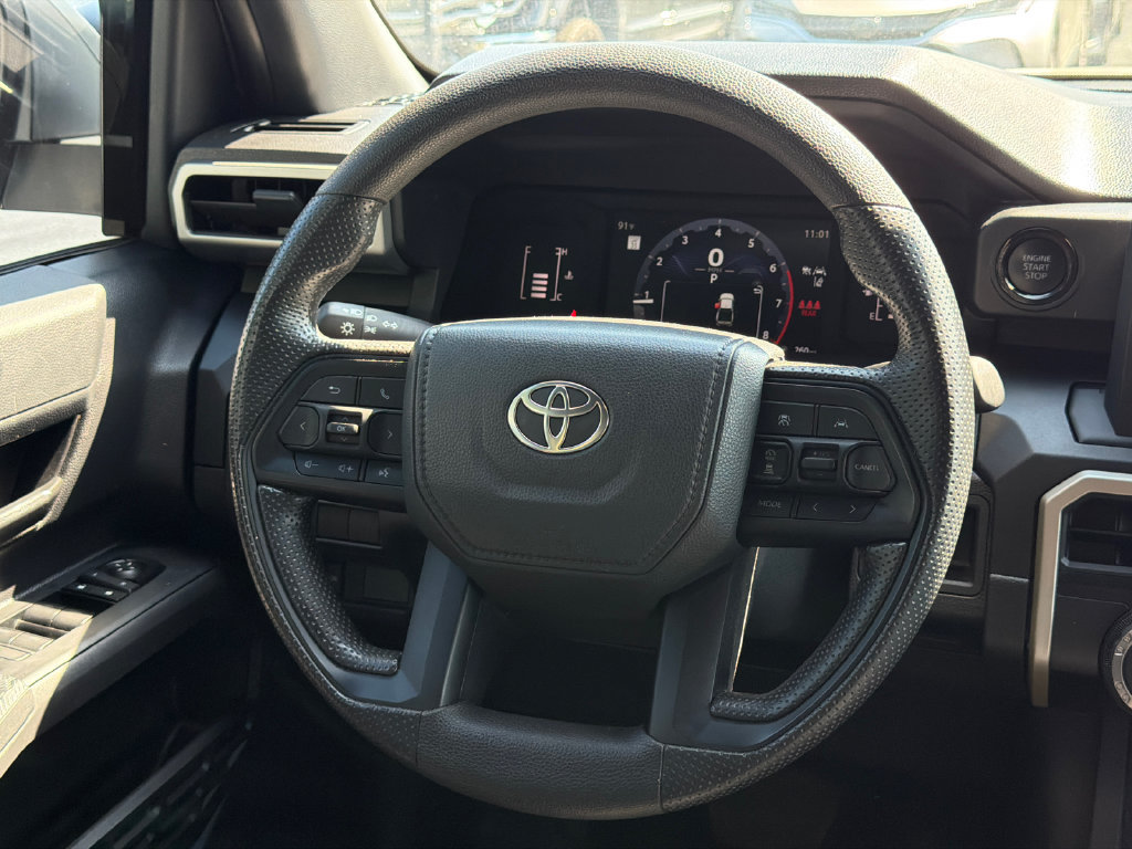 Used 2025 Toyota Tacoma SR AWD/4WD image 28