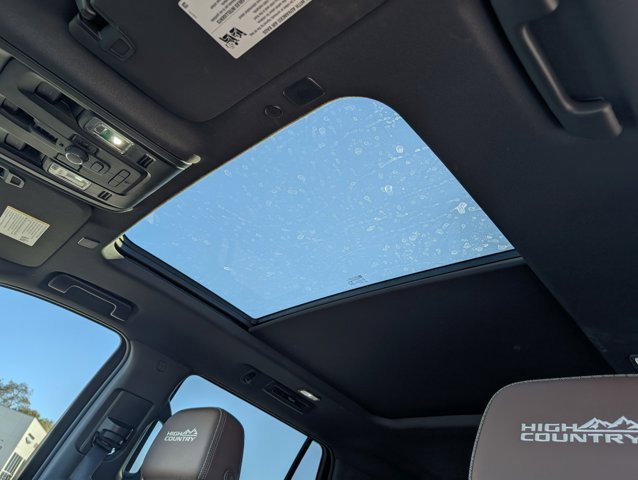 Used 2023 Chevrolet Tahoe High Country image 18