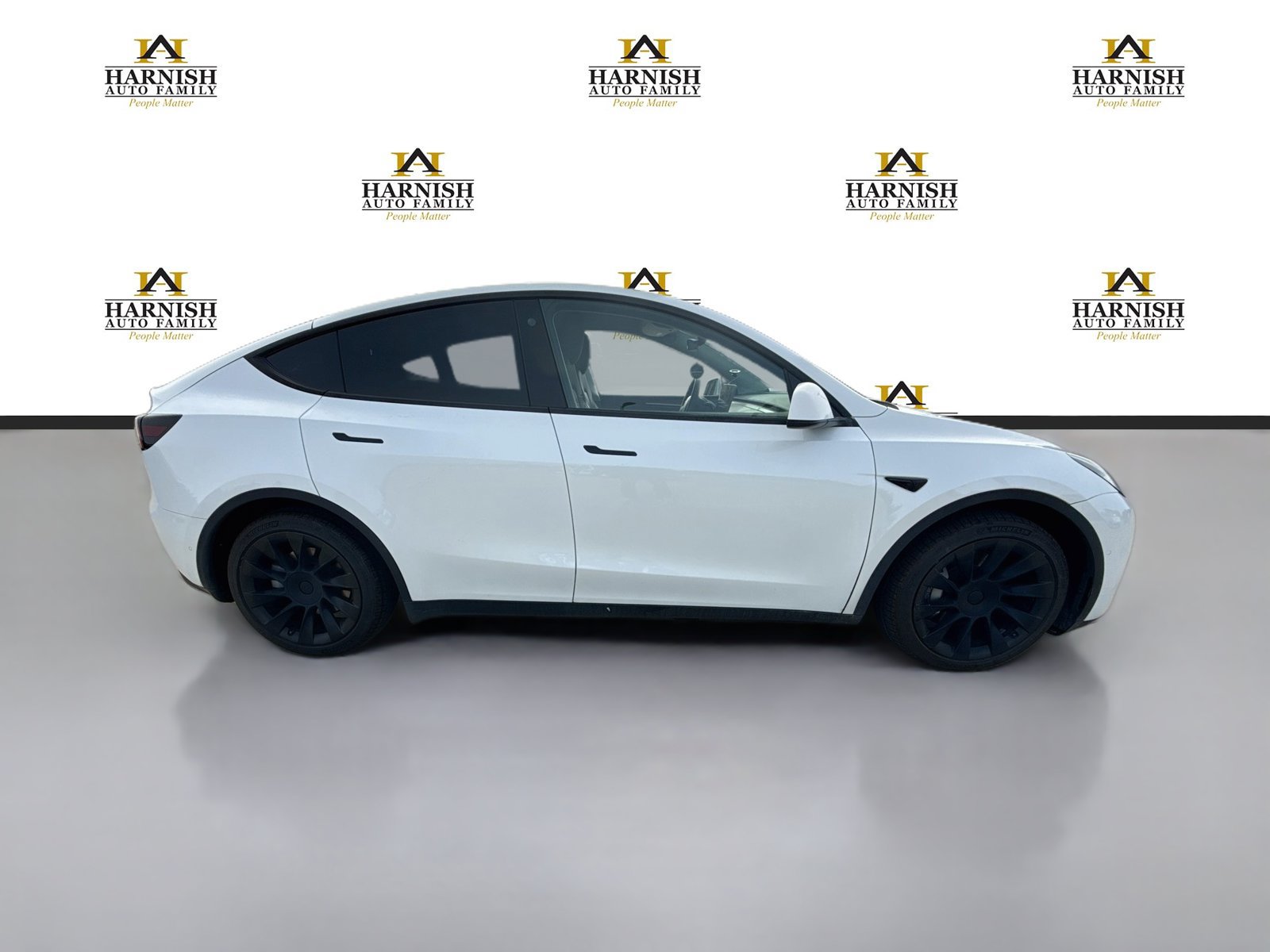 Used 2022 Tesla Model Y Long Range AWD/4WD image 6