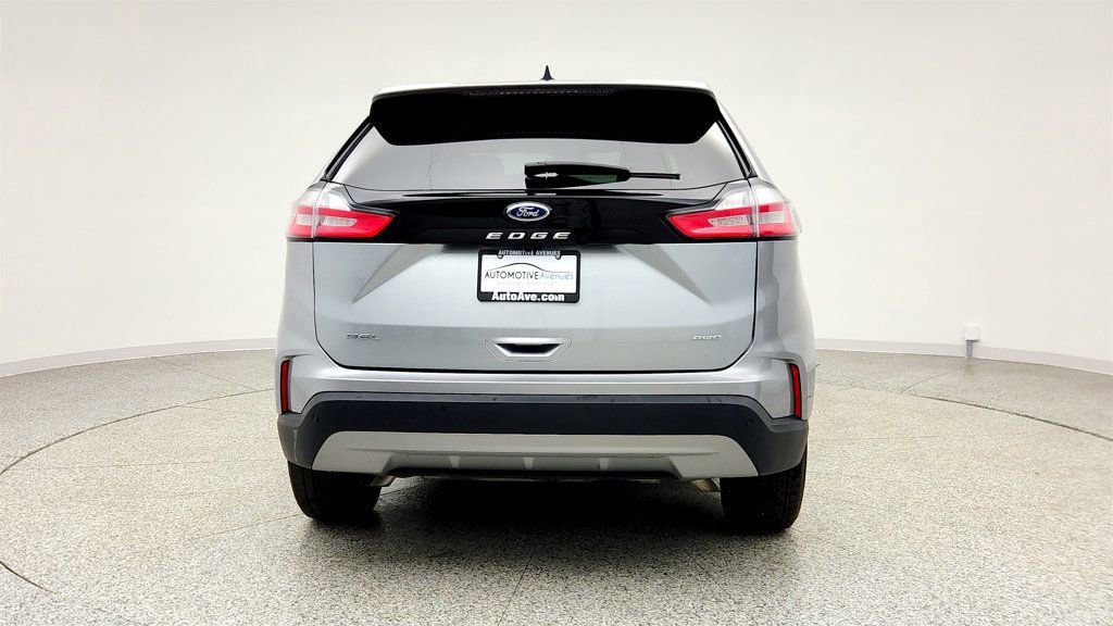 Used 2024 Ford Edge SEL image 6