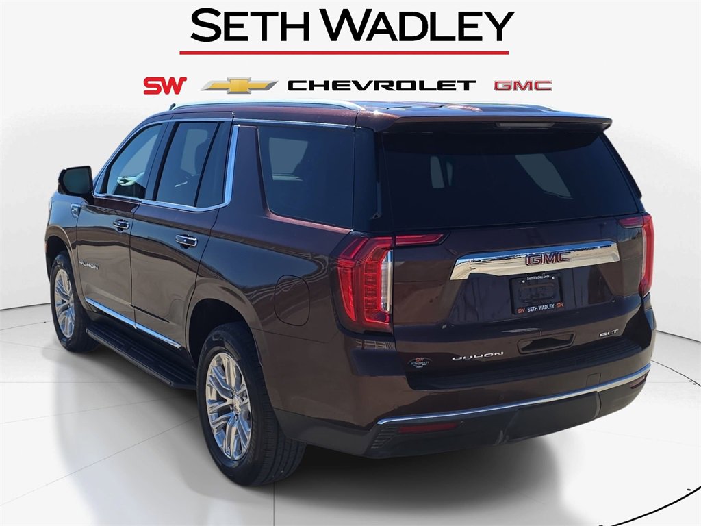 Used 2023 GMC Yukon SLT w/ SLT Premium Package image 5