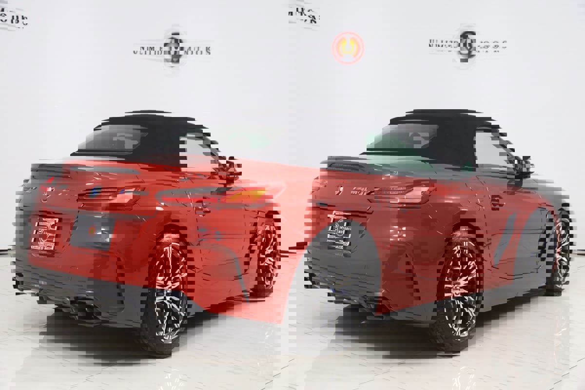 Used 2022 BMW Z4 M40i w/ Premium Package image 3