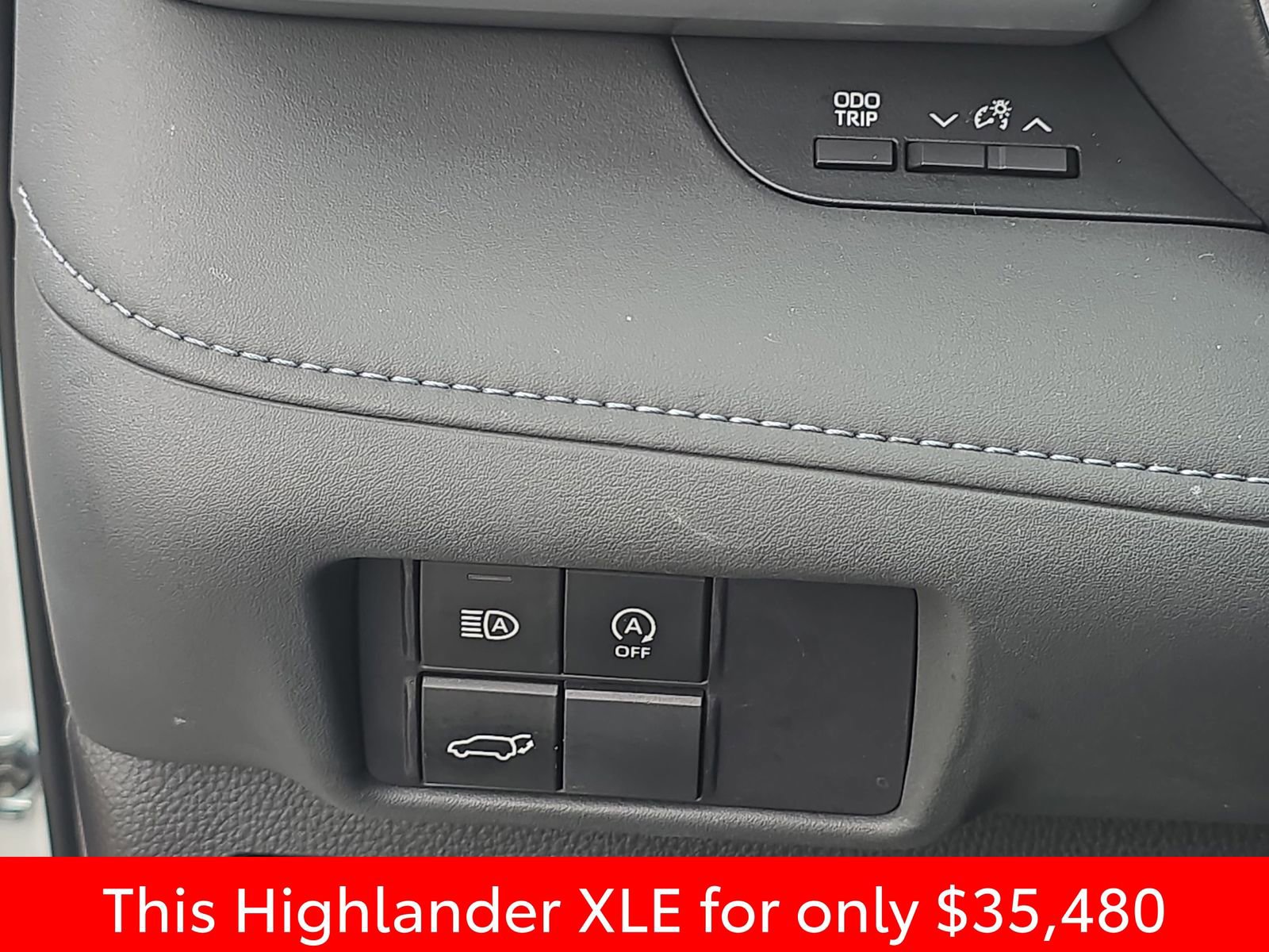 Used 2023 Toyota Highlander XLE image 35