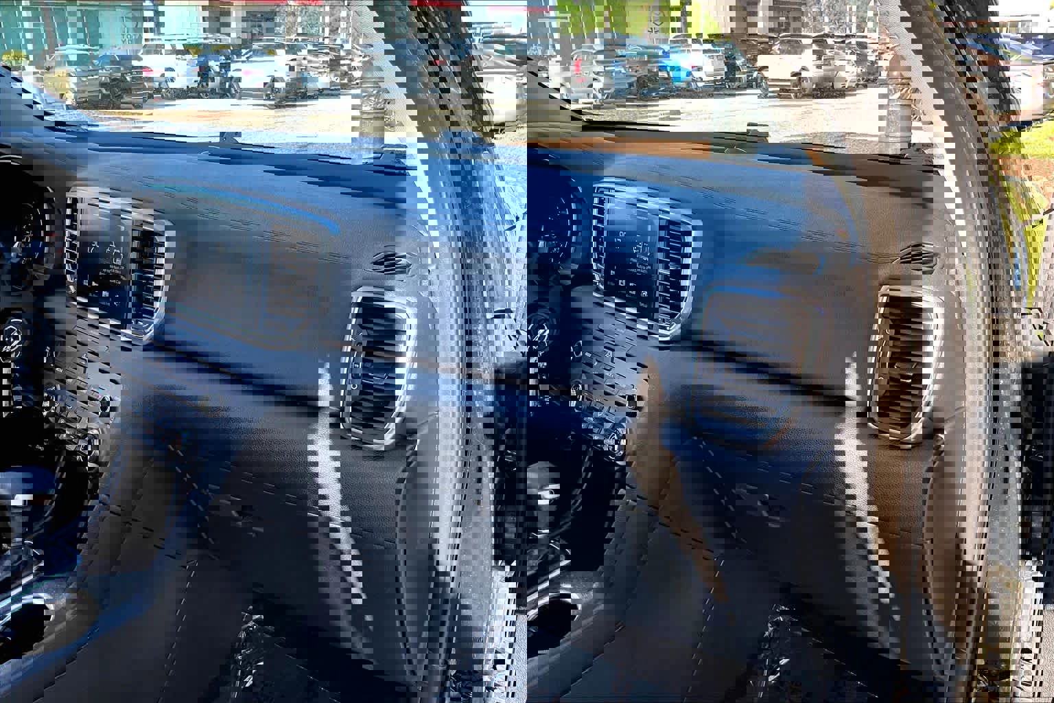 Used 2020 Kia Sportage LX image 18