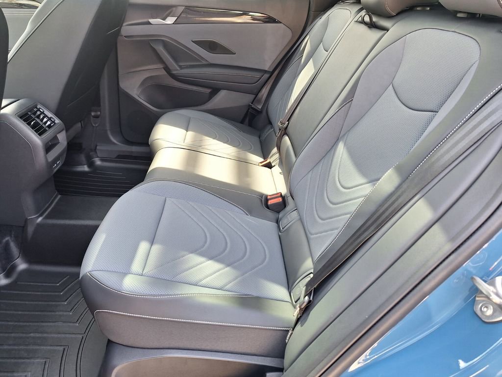 New 2026 Volkswagen Tiguan SE R-Line image 22