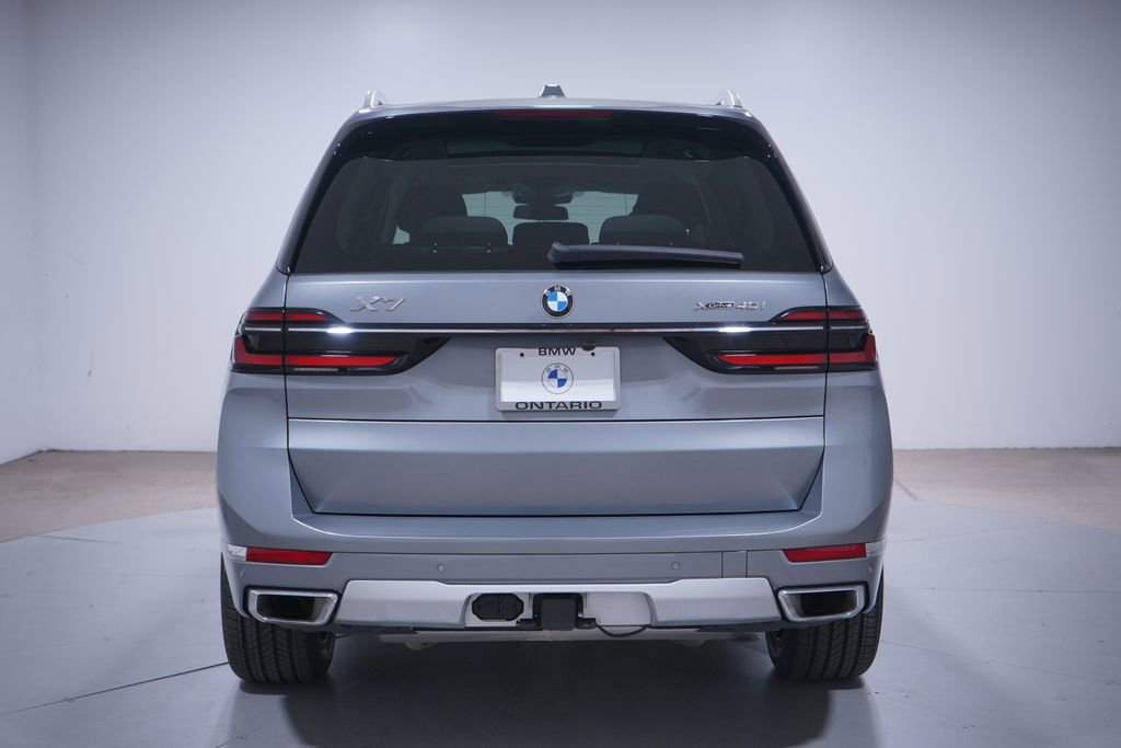 Used 2024 BMW X7 xDrive40i w/ Climate Comfort Package AWD/4WD image 5