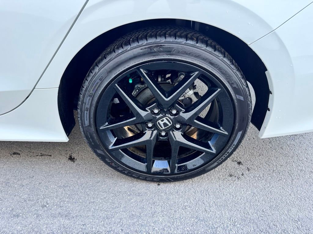 Certified 2025 Honda Civic Sport image 12