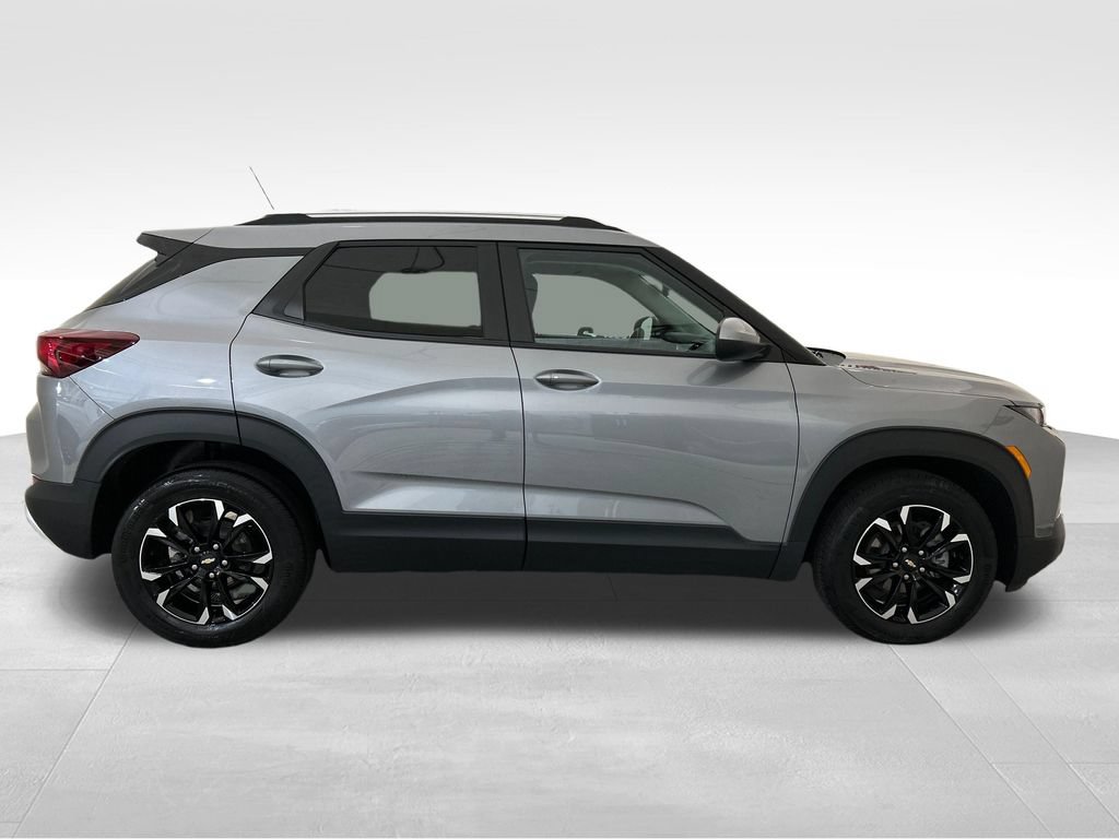 Used 2023 Chevrolet TrailBlazer LT w/ Convenience Package FWD image 7