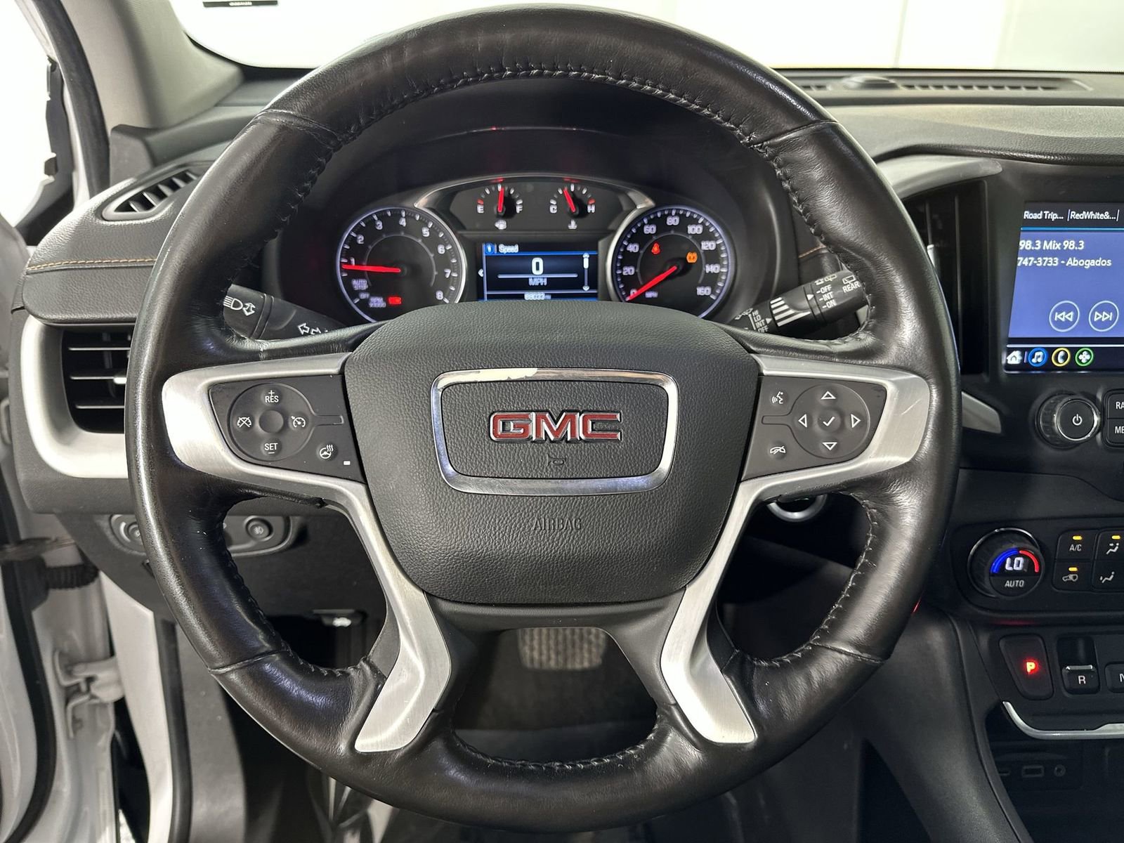 Used 2018 GMC Terrain SLT w/ Preferred Package FWD image 14