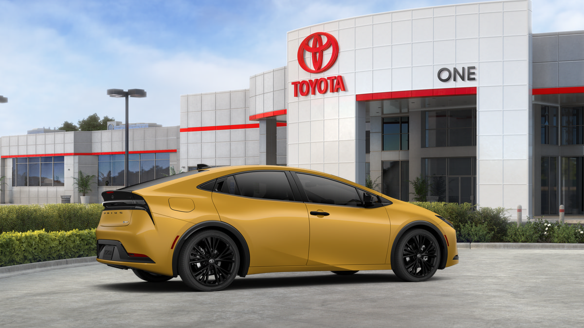 New 2027 Toyota Prius Plug-In Hybrid FWD image 55