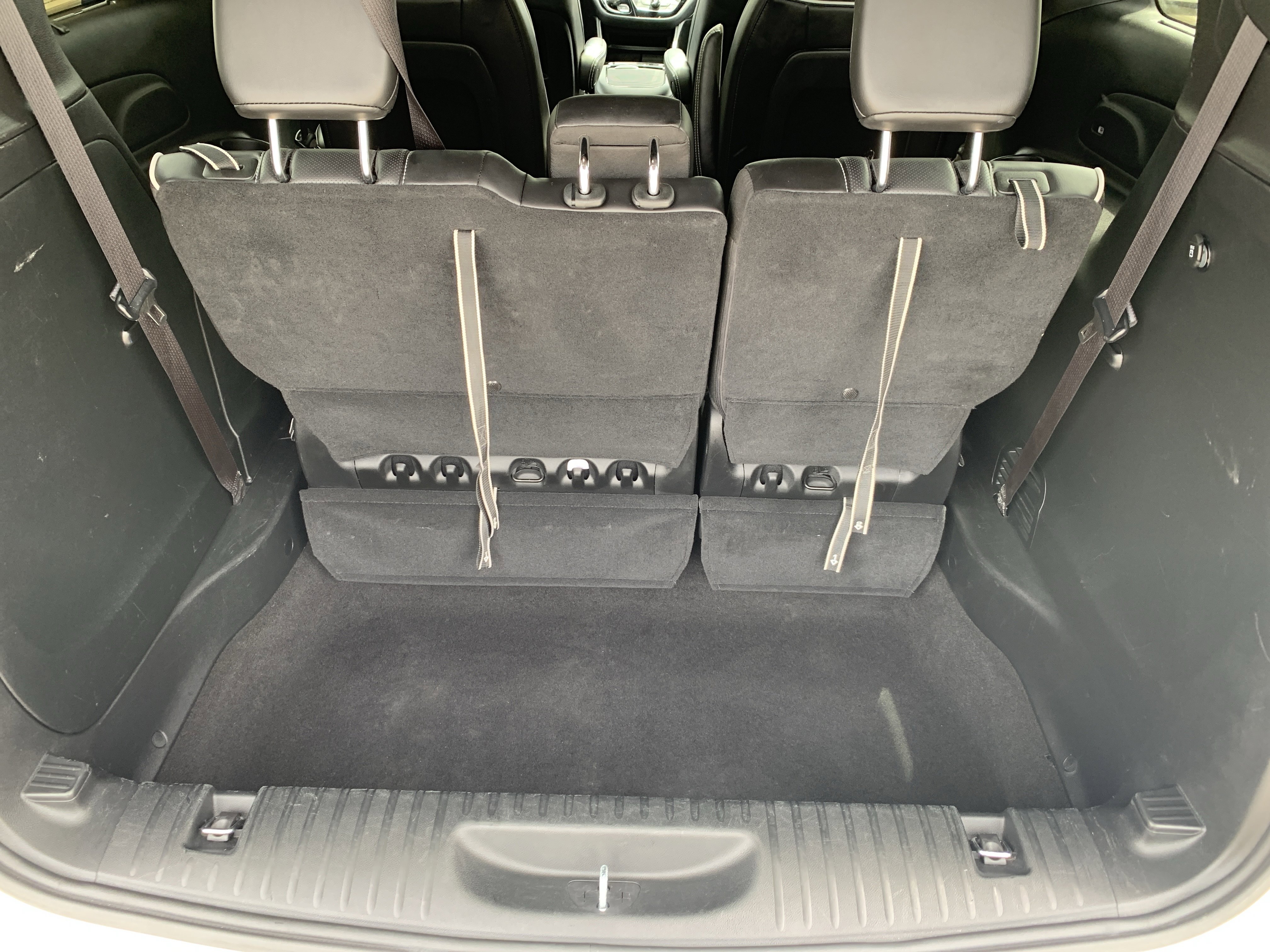 Used 2025 Chrysler Pacifica Limited FWD image 40