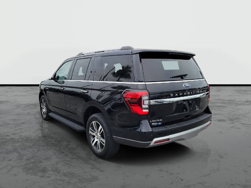 Used 2024 Ford Expedition Limited RWD image 3