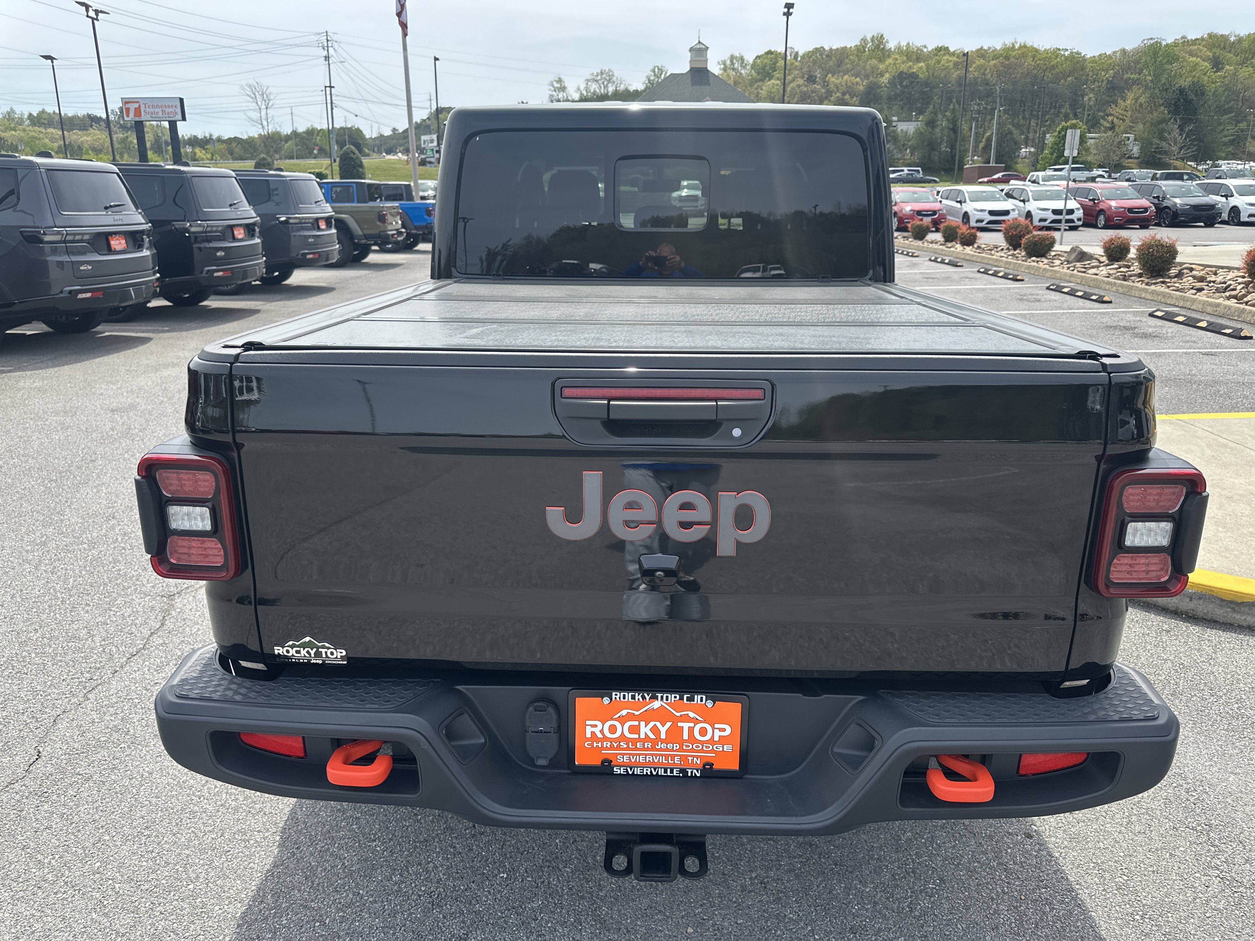 Used 2022 Jeep Gladiator Mojave w/ LED Lighting Group image 10