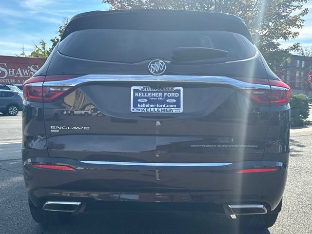 Used 2020 Buick Enclave Avenir w/ Avenir Technology Package AWD/4WD image 4