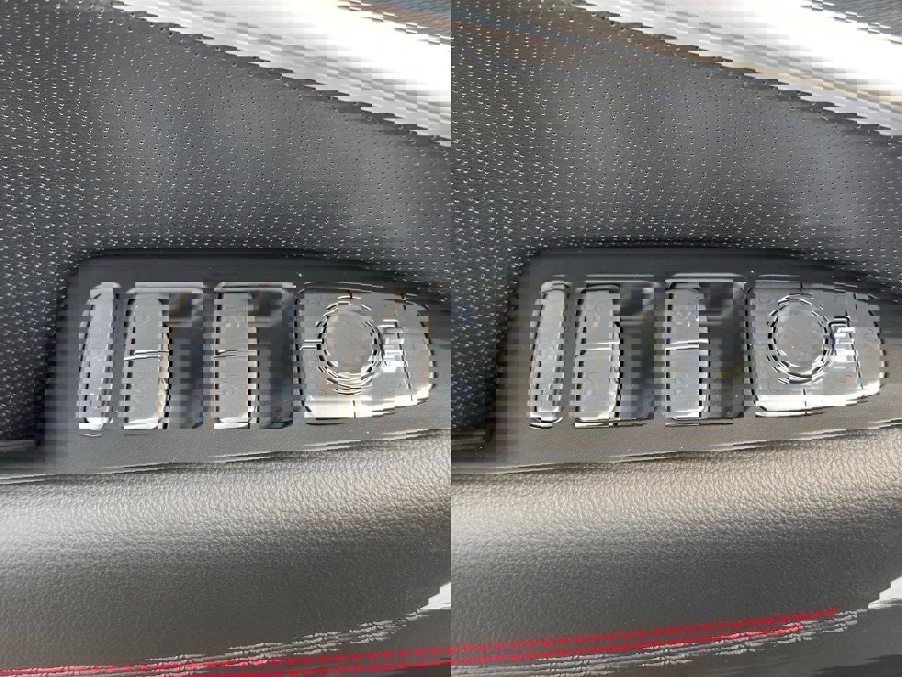 Used 2026 Genesis G70 3.3T Sport Prestige image 25