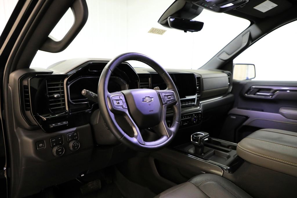 Used 2024 Chevrolet Silverado 1500 ZR2 w/ Technology Package AWD/4WD image 9