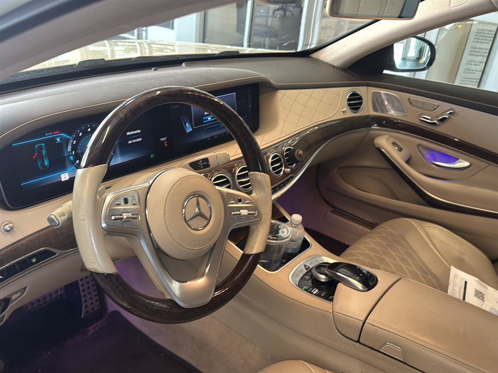Used 2018 Mercedes-Benz S 560 Sedan image 11