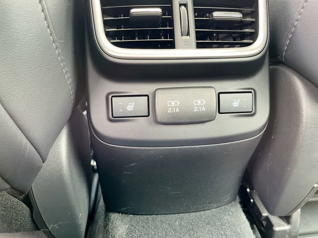 Used 2022 Subaru Legacy Limited AWD/4WD image 27