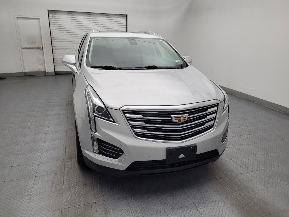 Used 2017 Cadillac XT5 Luxury w/ Driver Awareness Package FWD image 14
