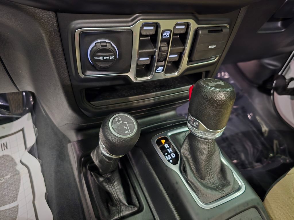 Certified 2023 Jeep Wrangler Unlimited Sport AWD/4WD image 29
