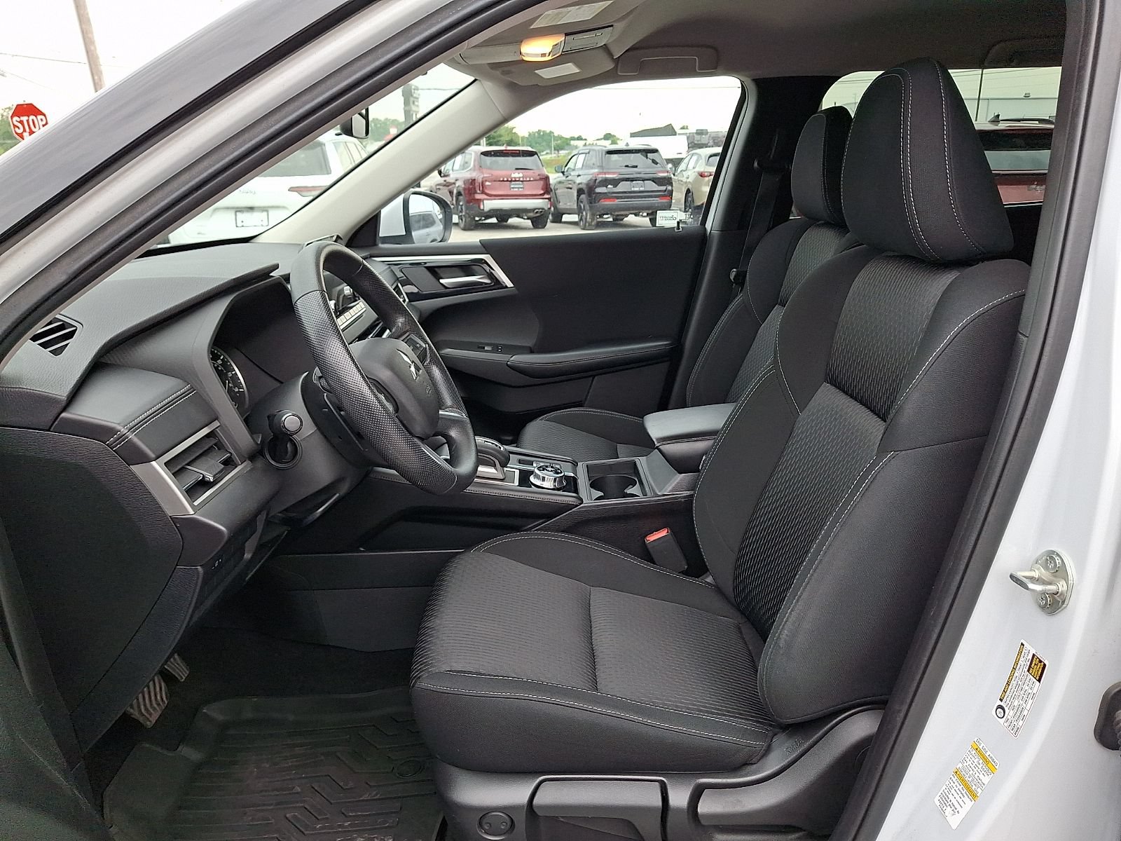 Used 2022 Mitsubishi Outlander ES AWD/4WD image 15