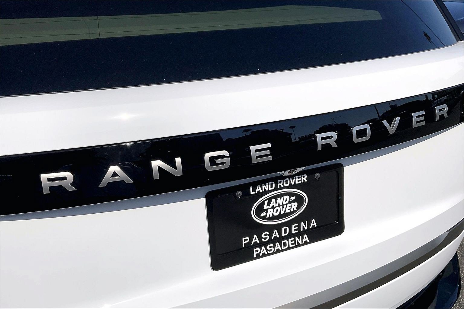 New 2026 Land Rover Range Rover SE AWD/4WD image 9