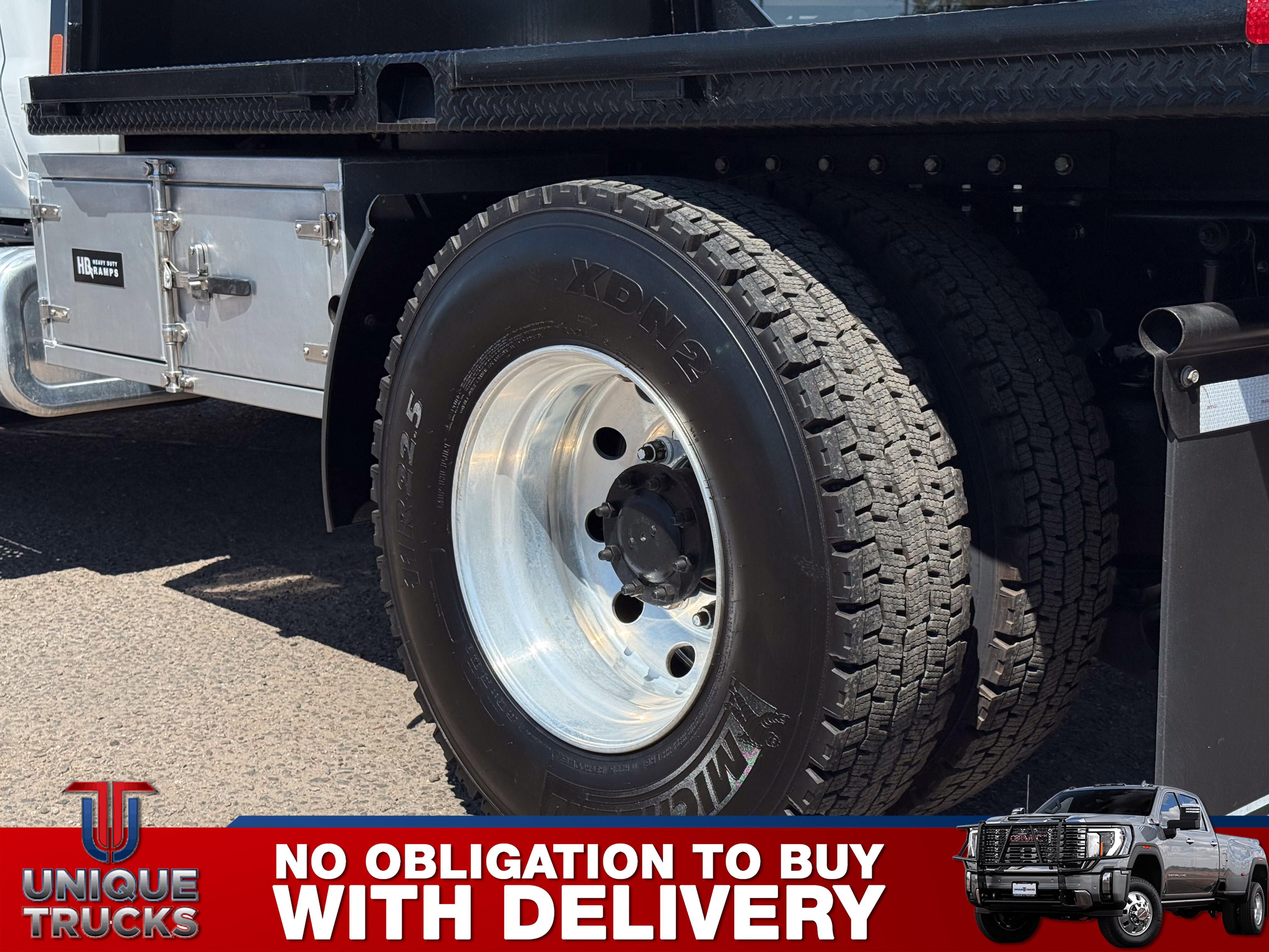 Used 2018 Ford F750 2WD Regular Cab Super Duty image 12
