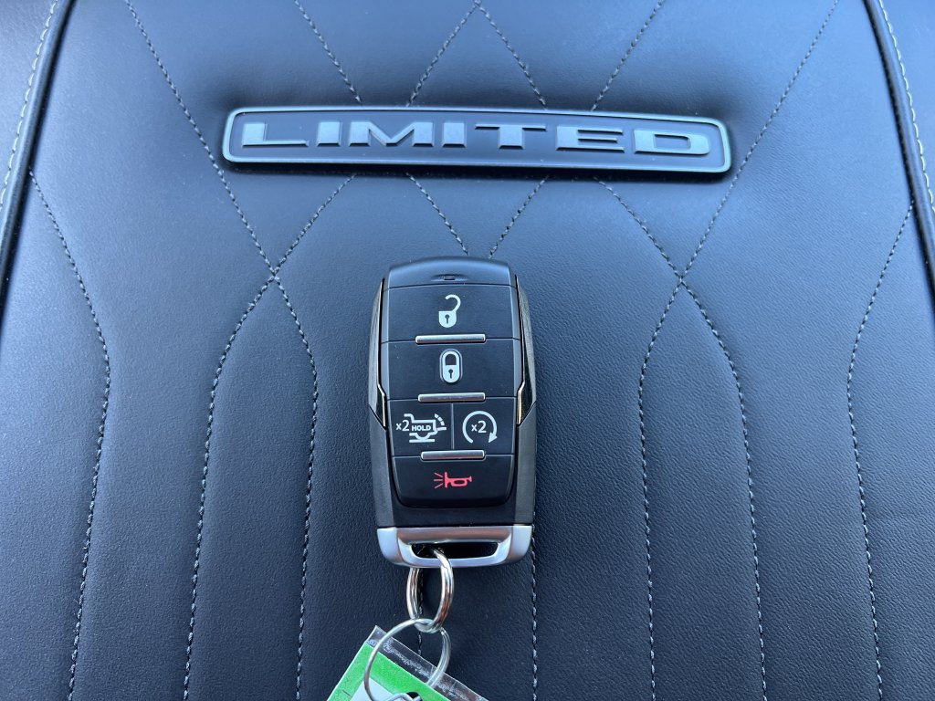 New 2026 RAM 3500 Limited AWD/4WD image 28